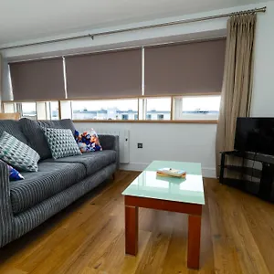 Geata Na Cathrach - Lakeside Appartamento