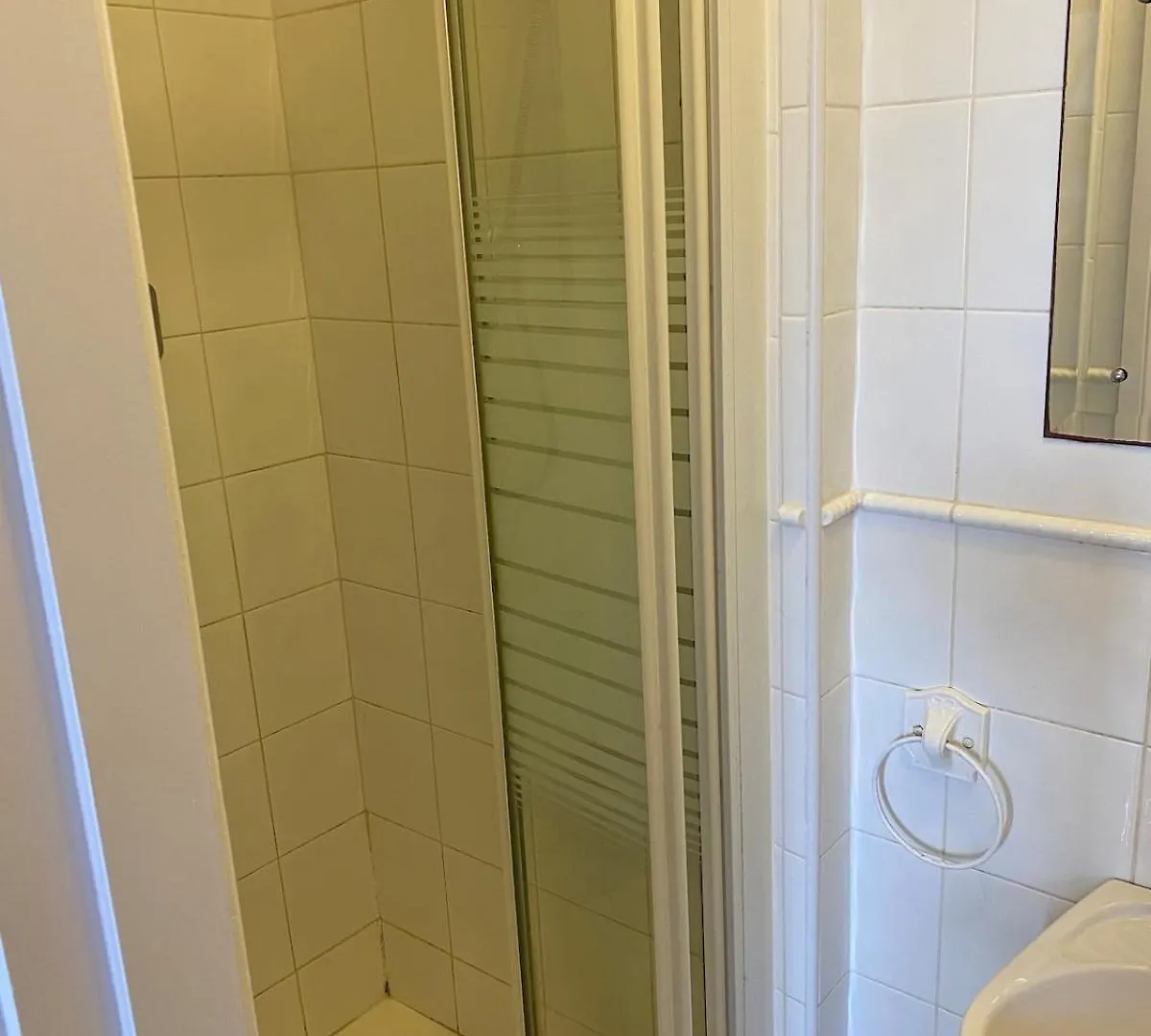Harbour View Apartment - Two Bed With Parking Galway